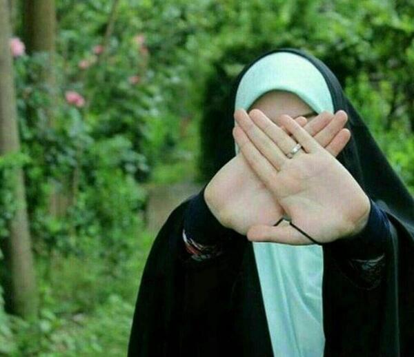 عکس دختر با حجاب برای تصویر زمینه