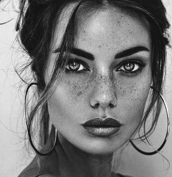 عکس پرتره برای طراحی