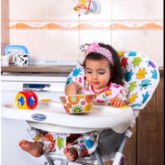عکس صندلی غذا کودک