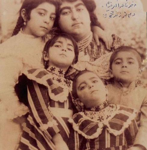 عکس خانوادگی شاه