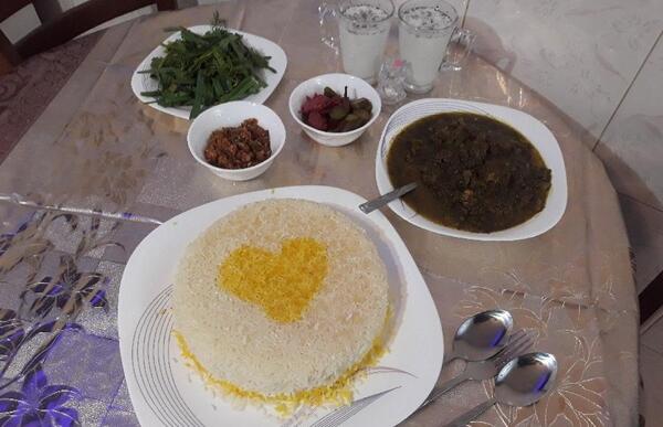 عکس خورشت کرفس با برنج