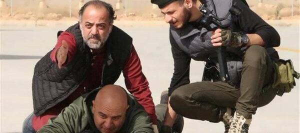 عکس جواد افشار در گاندو