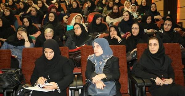 عکس دکتر صغری خضردوست