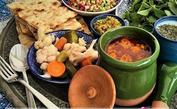 عکس آبگوشت دیزی سنگی تبریزی