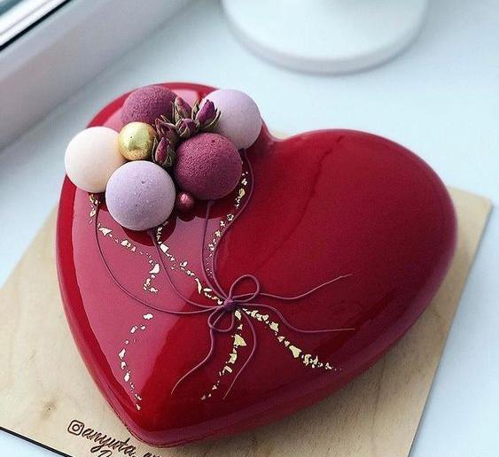 عکس کیک تولد مردانه قلبی