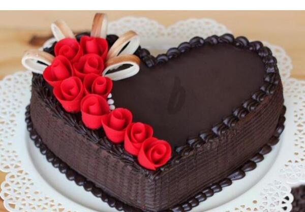 عکس کیک شکلاتی خوشگل