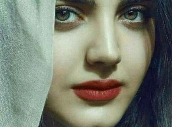 عکس دختر زیبا با چشمان عسلی