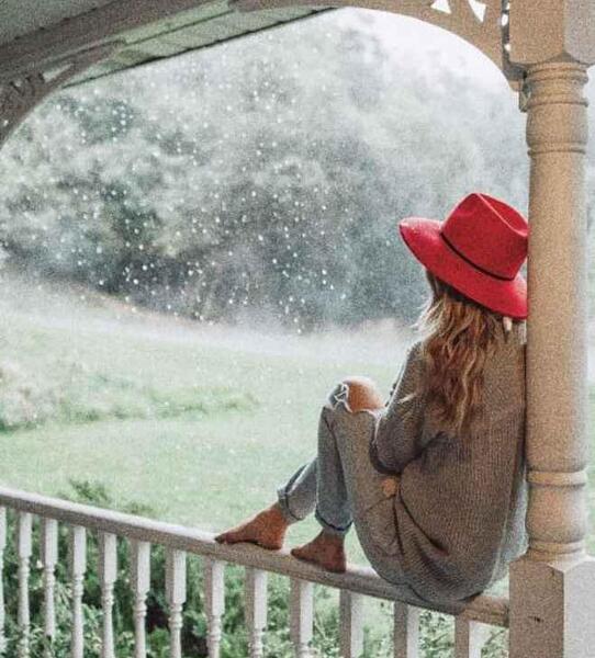 عکس دخترونه زیر بارون