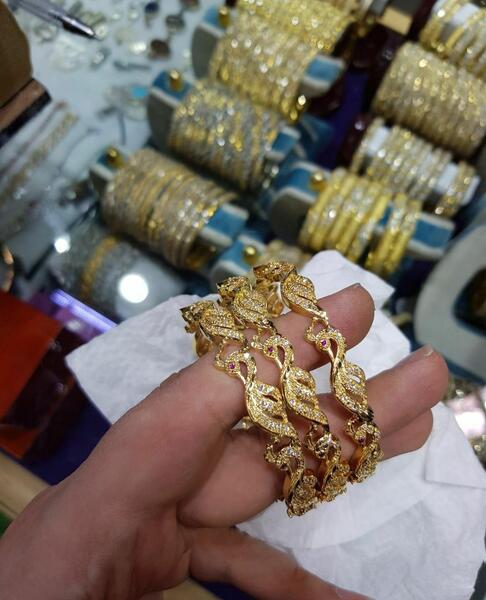عکس طاووس طلا