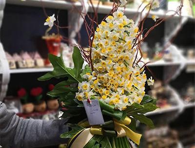 عکس دسته گل نرگس برای عروس