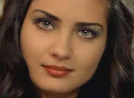 عکسهای طوبا بازیگر ترک