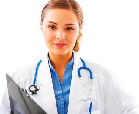 عکس دکتر ایلول با لباس دکتری