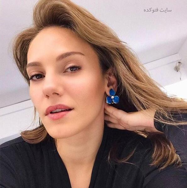 عکس بازیگر نیلای دنیز