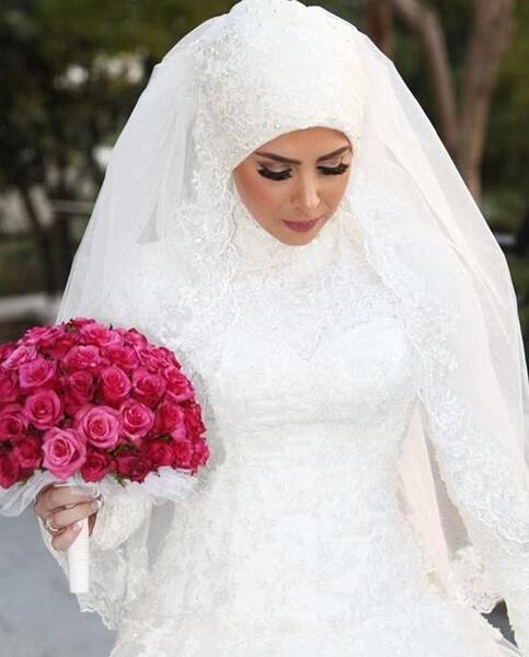 عکس با حجاب لباس عروس