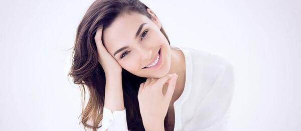 عکس لبخند دختر زیبا