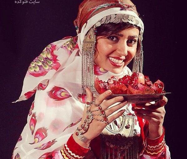 عکس یلدا عباسی خواننده کرمانج