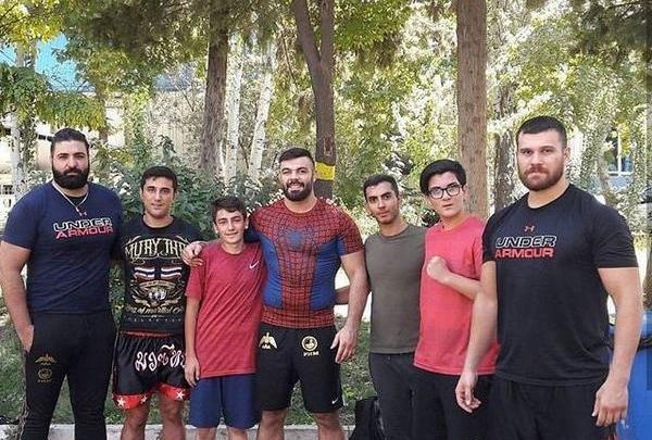 عکس خواهر امیر علی اکبری