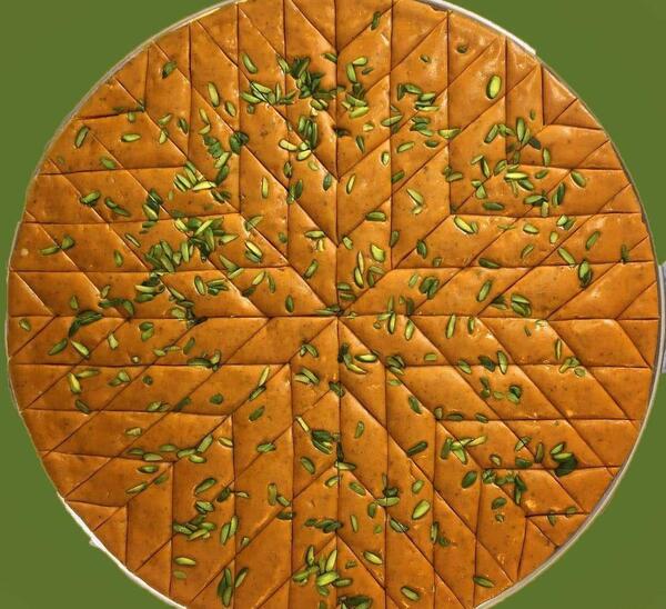 عکس حلوا لوزی
