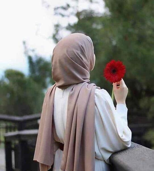 عکس دخترونه برای پروفایل با حجاب