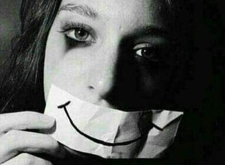 عکس خنده غمگین