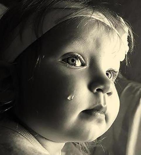 عکس گریه بچه برای پروفایل