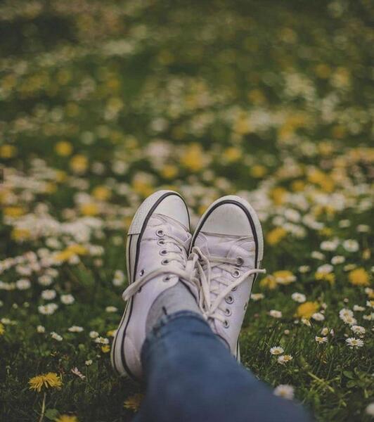 عکس کفش دختر برای پروفایل