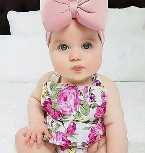 عکس نوزاد دختر لباس