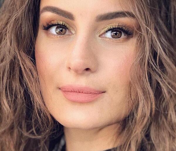 عکسهای آتیه دنیز خواننده ترکیه