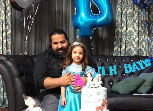 عکسهای تولد دختر رضا صادقی