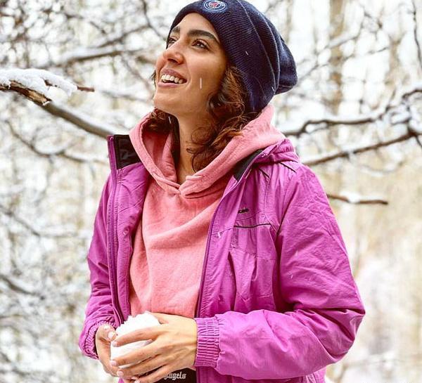 عکس هانیه در چوب خط