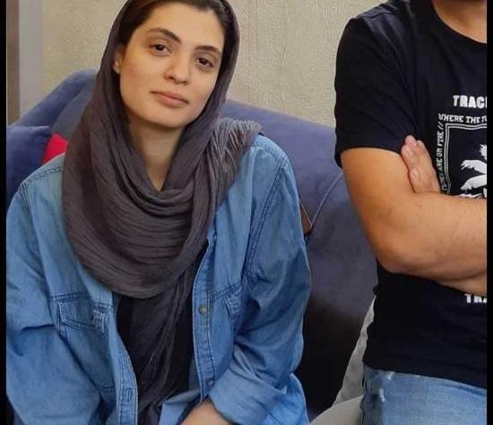 عکس هانیه در چوب خط