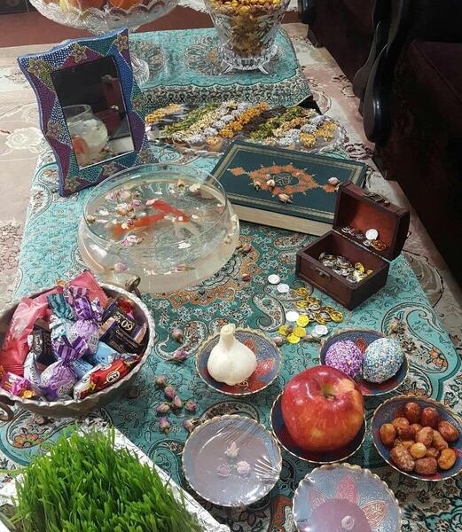 عکس ساده از سفره هفت سین