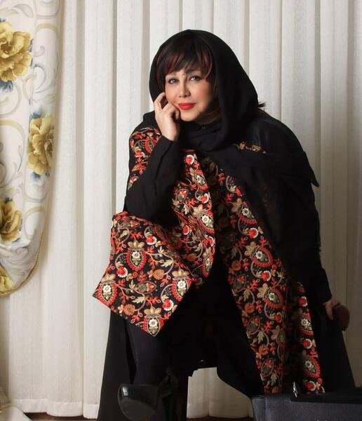 عکس مدل مانتو بلند طرح سنتی جدید