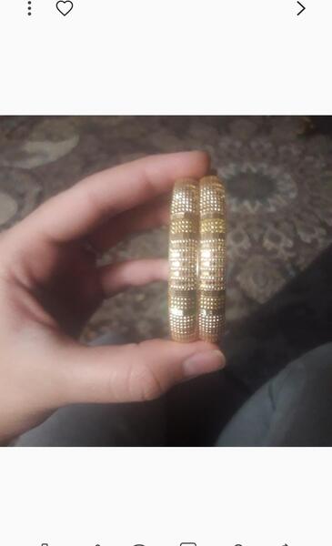 عکس نوشته دنیای قشنگیه ولی به ماچه