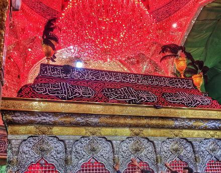 عکس ضریح امام حسین در اربعین