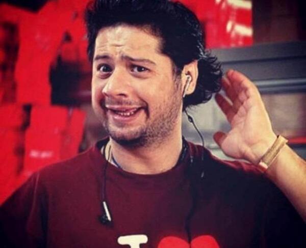 عکس خنده علی صادقی