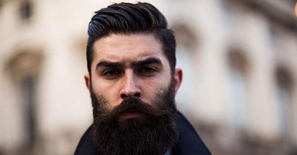 عکس مرد ریش بلند