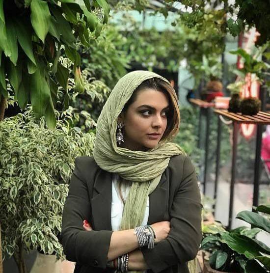عکس خانوادگی دنیا مدنی