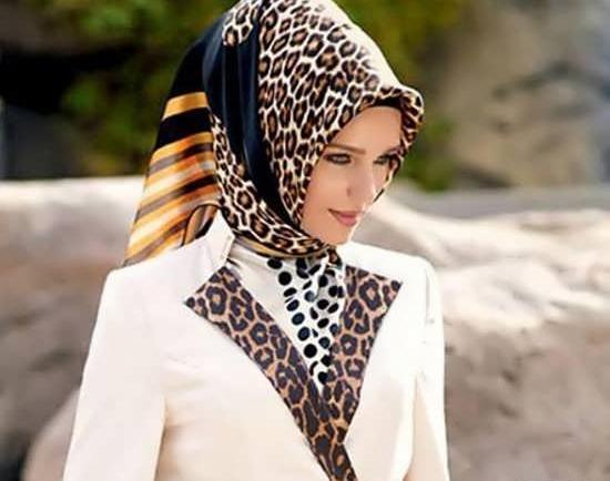 عکس مدل مانتو یقه اسپرت دو رنگ