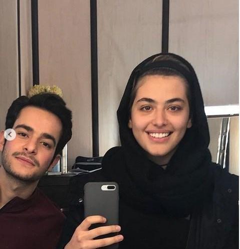 عکس خواهران ریحانه پارسا