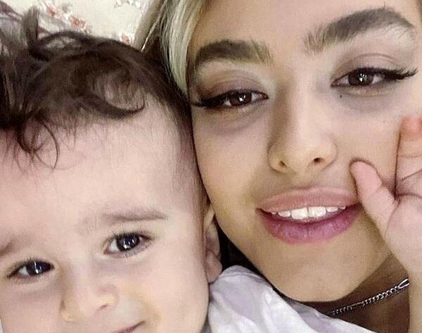 عکس خواهران ریحانه پارسا