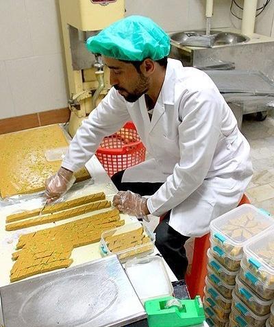 عکس حلوا لوز