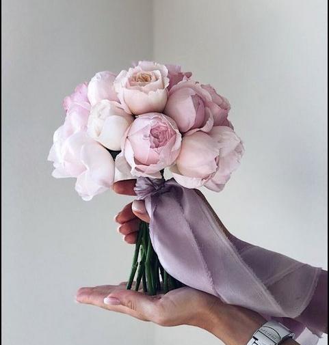 عکس دسته گل صورتی کمرنگ
