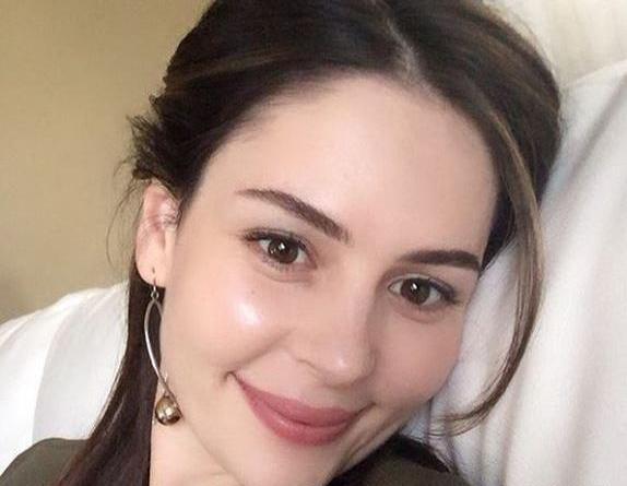 عکس های یلدیز چاگری اتیکسوی