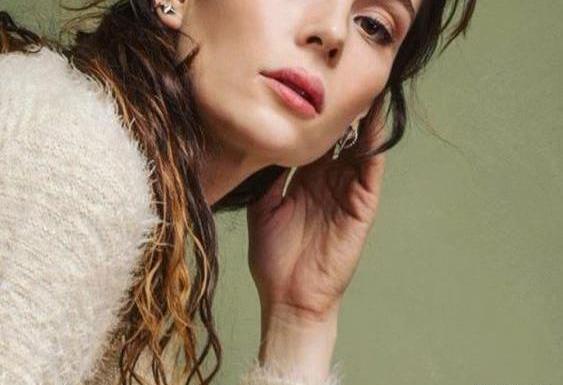 عکس های یلدیز چاگری اتیکسوی