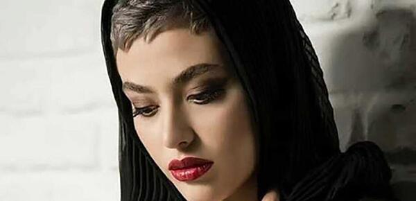 عکس ریحانه پارسا در ترکیه