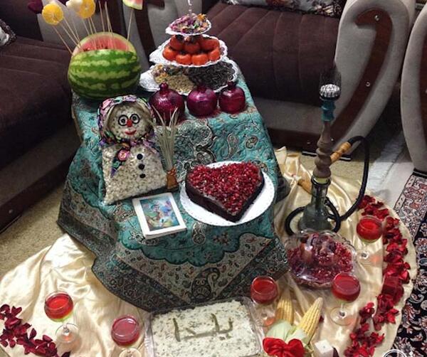 عکس سفره شب یلدا ساده