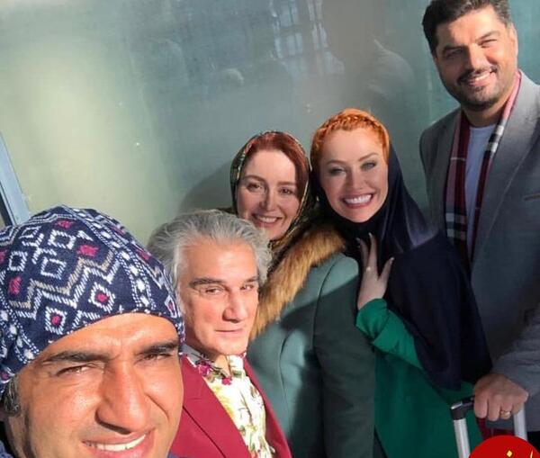 عکس ژاله صامتی و همسرش و دخترانش
