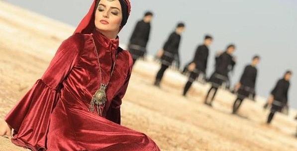 عکس ریحانه و نیلوفر پارسا