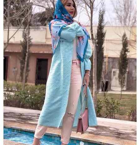 عکس مانتو دخترانه رنگ شاد